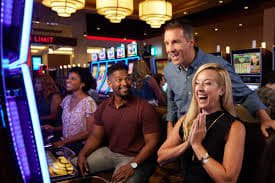মোবাইলে ক্রিকেট মার্কেট তথ্য পড়ার অভিজ্ঞতা